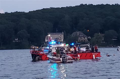 Lake hopatcong boat accident. Things To Know About Lake hopatcong boat accident. 